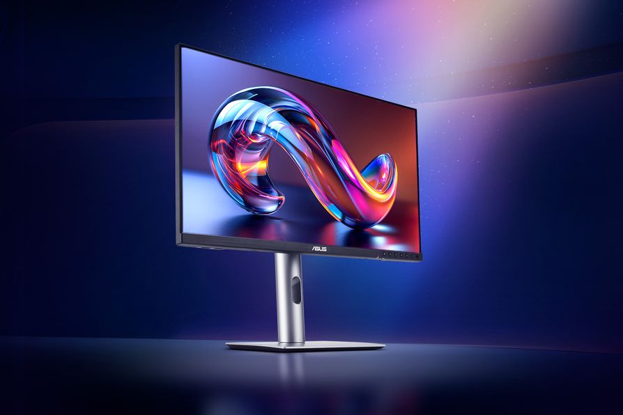 ProArt Display 6K PA32QCV內建M Model-P3預設模式，可與macOS裝置色彩保持一致，搭配專屬的ASUS DisplayWidget Center工具，透過滑鼠就能輕鬆直覺調整亮度、對比、色溫和色彩等參數，實現無縫整合。